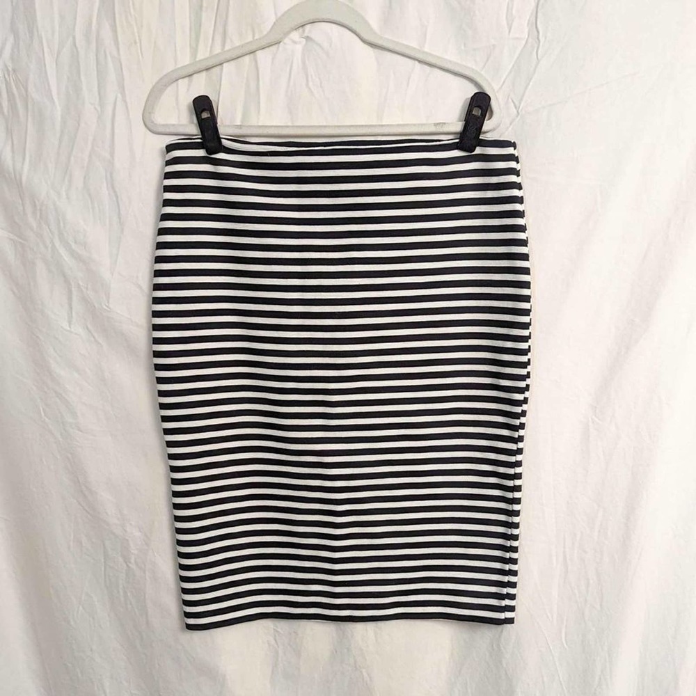 Black and White Striped Pencil Skirt